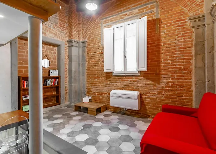 Guesthost - Oltrarno Duplex Apartment Florence